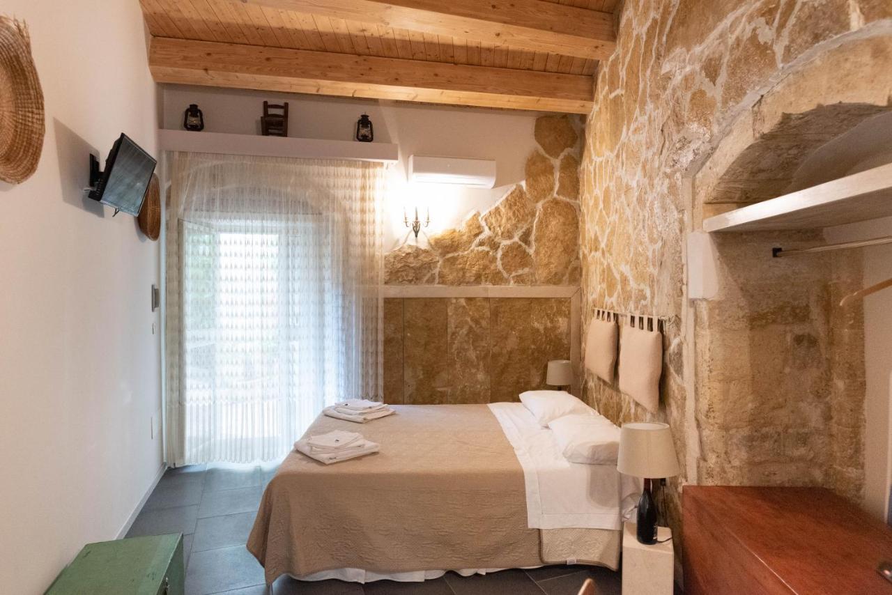 Cuturissi Hospitality & Wellnees Bed & Breakfast Ragusa Dış mekan fotoğraf