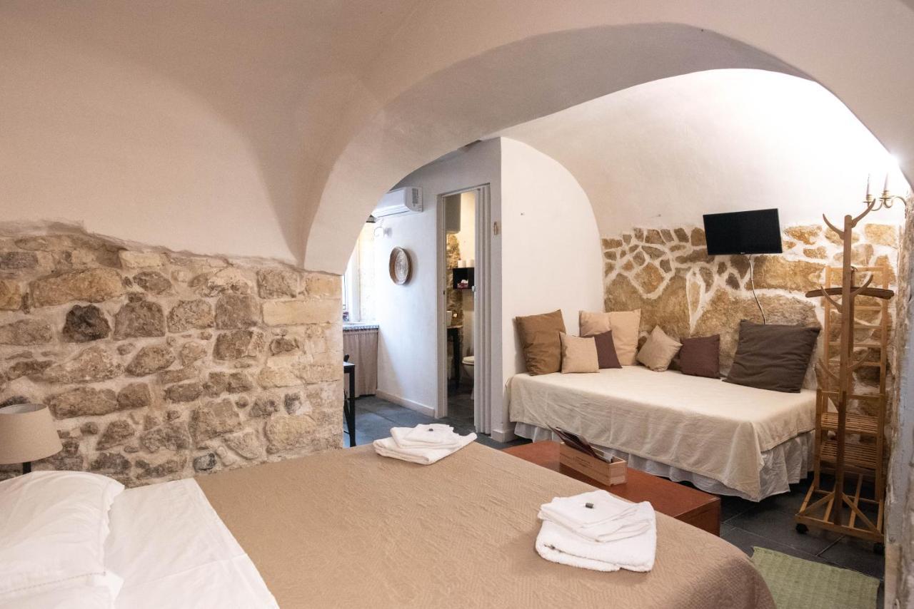 Cuturissi Hospitality & Wellnees Bed & Breakfast Ragusa Dış mekan fotoğraf