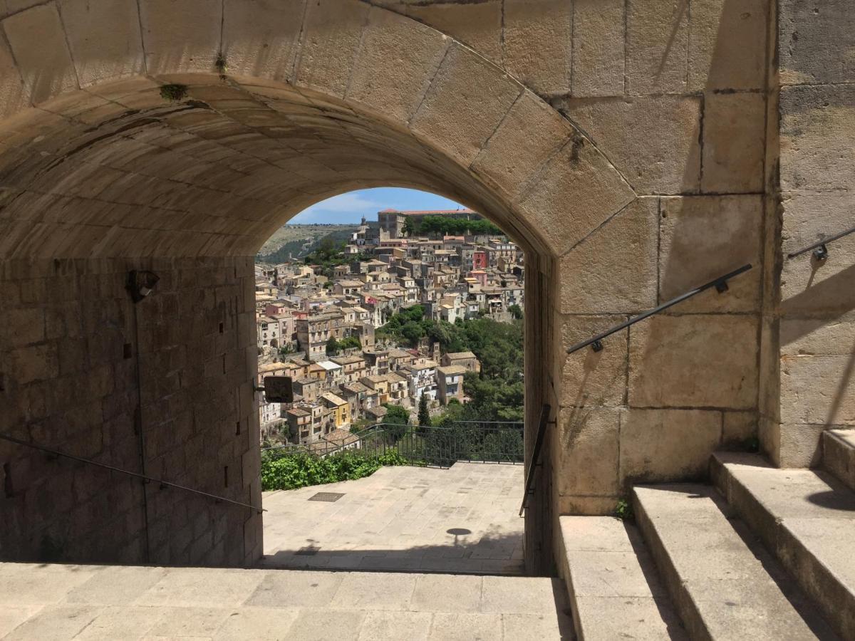 Cuturissi Hospitality & Wellnees Bed & Breakfast Ragusa Dış mekan fotoğraf
